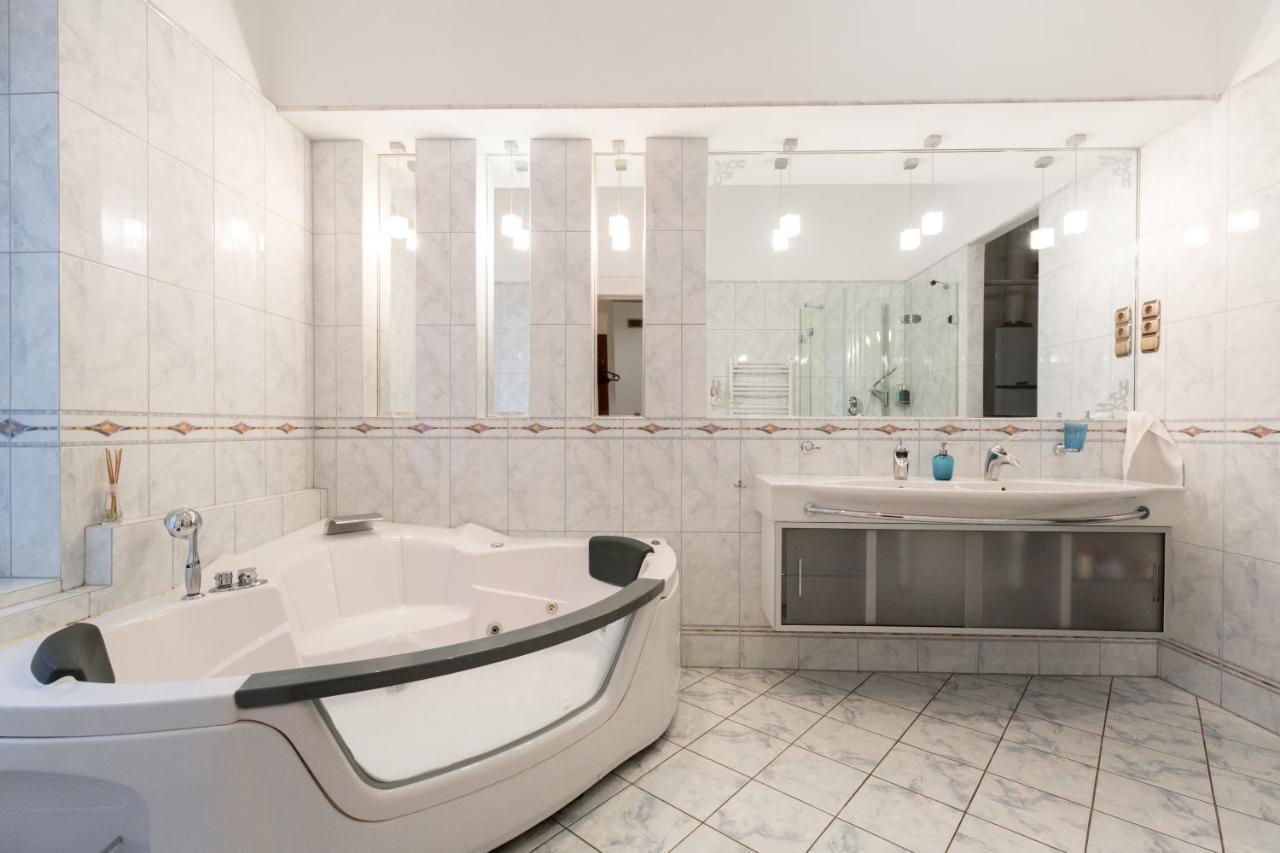 בודפשט Luxury Central Apartment מראה חיצוני תמונה